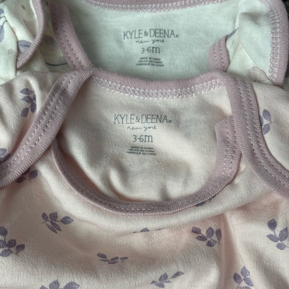 4/$20 Pink and Purple Baby Onesie Set 4 pieces Brand New - Picture 7 of 8